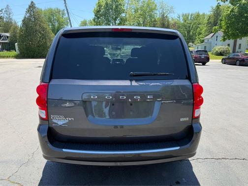 Granite Crystal Metallic Clearcoat 2016 Dodge Grand Caravan AVP/SE