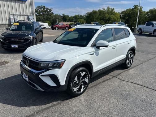 2023 Volkswagen Taos 1.5T SE