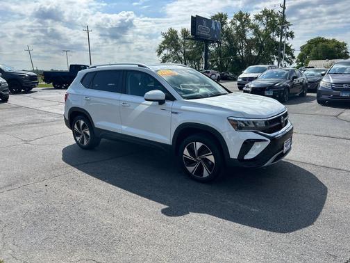 2023 Volkswagen Taos 1.5T SE