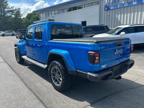 2021 Jeep Gladiator Overland