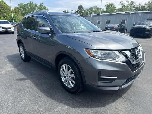 Gun Metallic 2017 Nissan Rogue SV