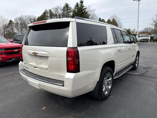 White Diamond Tricoat 2015 Chevrolet Suburban 1500 LTZ