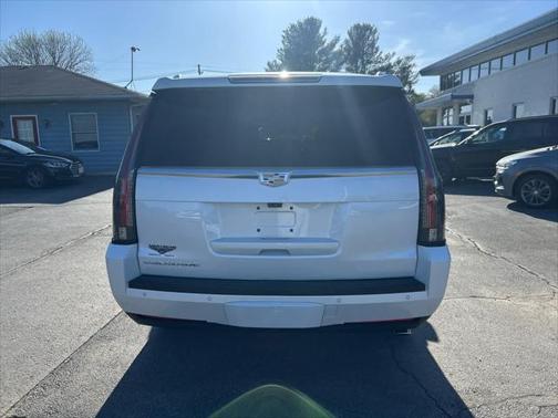 2017 Cadillac Escalade ESV Luxury