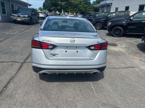 2023 Nissan Altima 2.5 SL