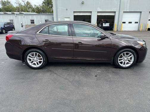 2015 Chevrolet Malibu 1LT