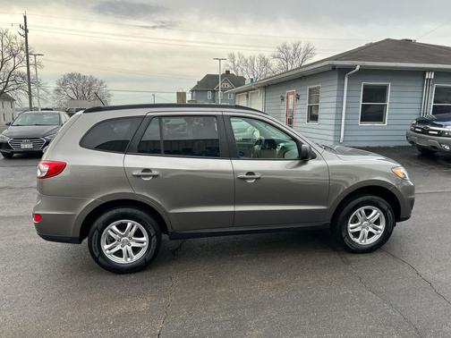 2012 Hyundai SANTA FE GLS