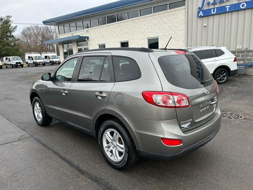 2012 Hyundai SANTA FE GLS