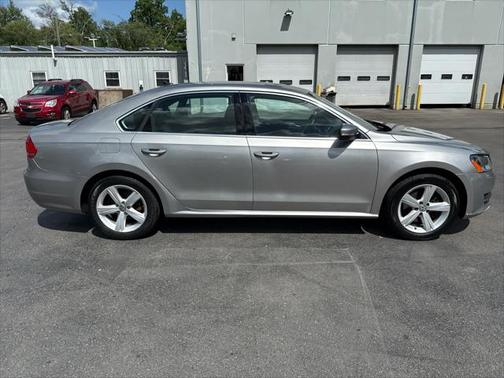 2014 Volkswagen Passat 2.5L SE