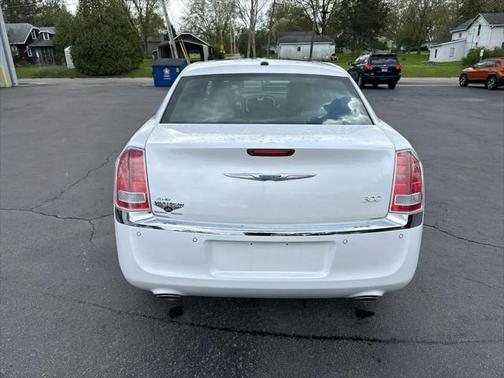 2012 Chrysler 300 Limited