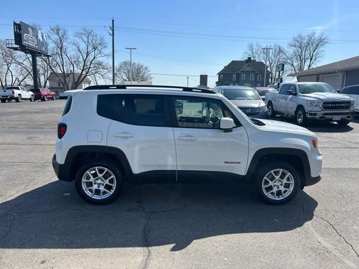 Alpine White Clearcoat 2021 Jeep Renegade Latitude