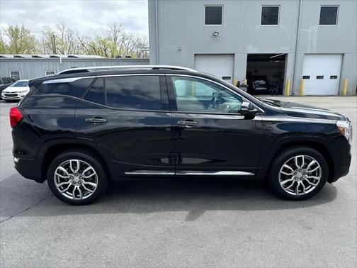 2022 GMC Terrain Denali