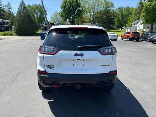 2022 Jeep Cherokee Trailhawk