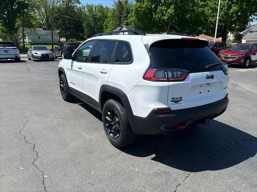 2022 Jeep Cherokee Trailhawk