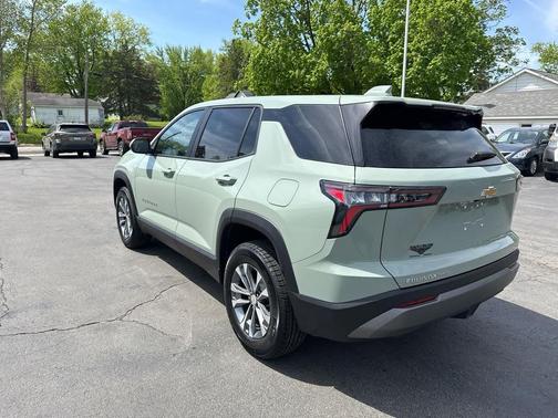 Cacti Green 2026 Chevrolet Equinox 1LT