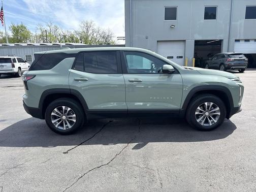 Cacti Green 2026 Chevrolet Equinox 1LT