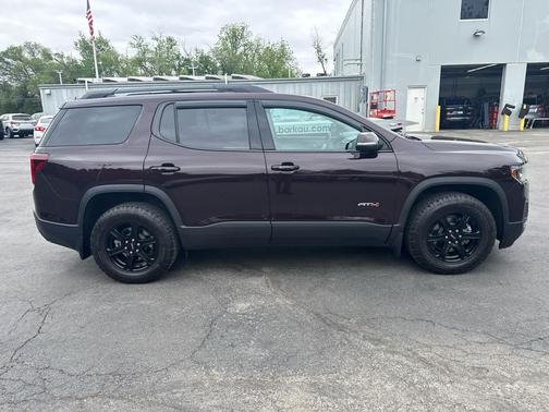 Red Mahogany Metallic 2021 GMC Acadia AWD AT4