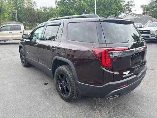 Red Mahogany Metallic 2021 GMC Acadia AWD AT4