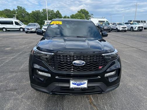 Agate Black Metallic 2022 Ford Explorer ST