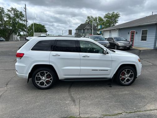 Bright White Clearcoat 2019 Jeep Grand Cherokee Overland