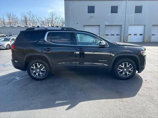 2023 GMC Acadia AWD SLE