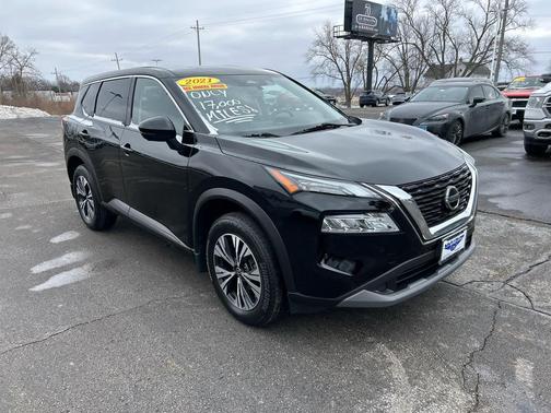 2021 Nissan Rogue SV