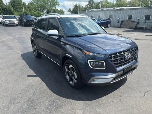 2023 Hyundai VENUE Limited
