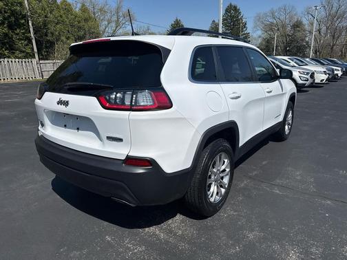 Bright White Clearcoat 2022 Jeep Cherokee Latitude Lux