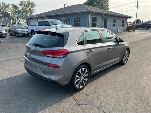 2020 Hyundai Elantra GT Base