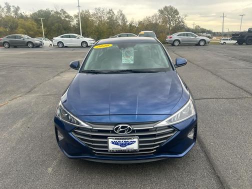 2020 Hyundai ELANTRA SE