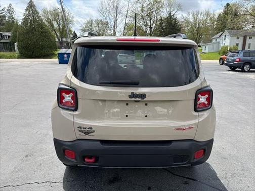 2016 Jeep Renegade Trailhawk