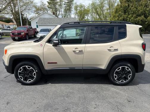 2016 Jeep Renegade Trailhawk
