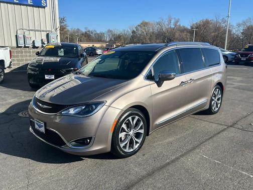 2017 Chrysler Pacifica Limited