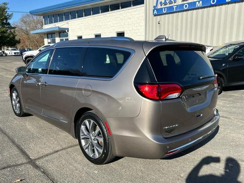 2017 Chrysler Pacifica Limited