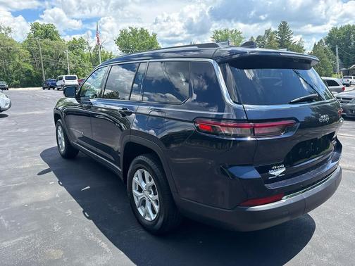 Midnight Sky 2023 Jeep Grand Cherokee L Limited