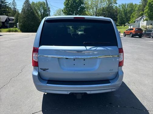 2013 Chrysler Town & Country Limited