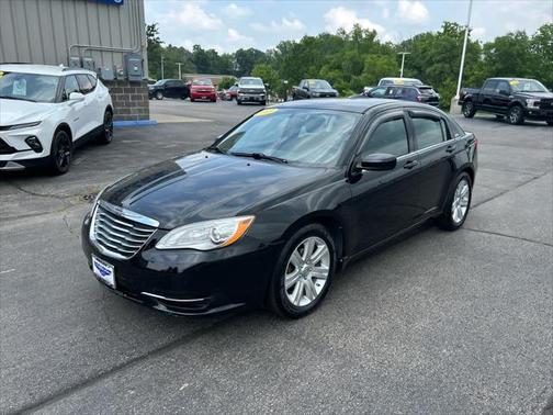2013 Chrysler 200 LX