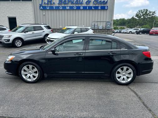 2013 Chrysler 200 LX