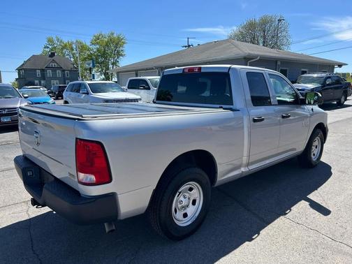 Bright Silver Metallic Clearcoat 2017 RAM 1500 Tradesman
