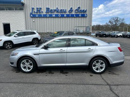 2018 Ford Taurus SE
