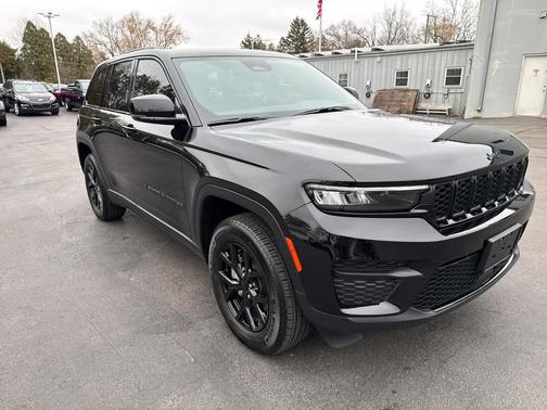 2024 Jeep Grand Cherokee Altitude