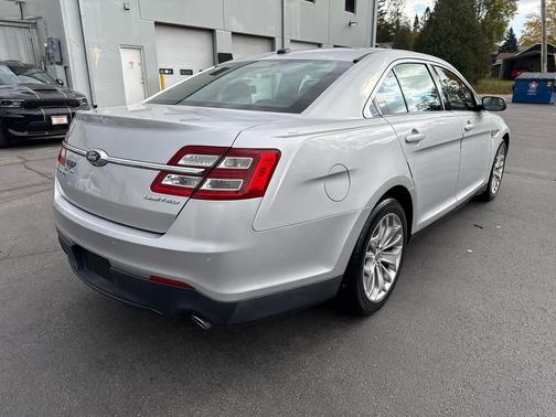 2013 Ford Taurus Limited