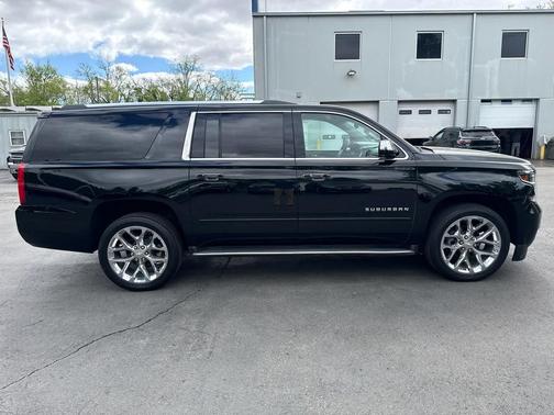 Black 2018 Chevrolet Suburban Premier