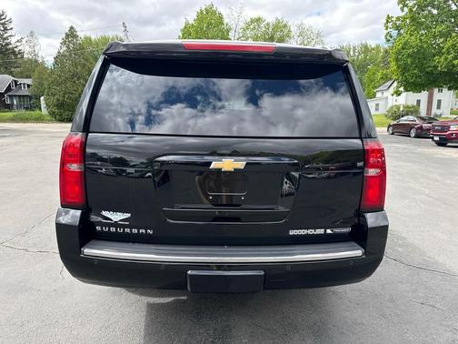 Black 2018 Chevrolet Suburban Premier