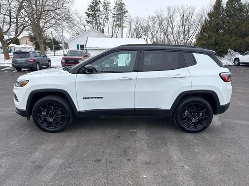 2023 Jeep Compass Latitude