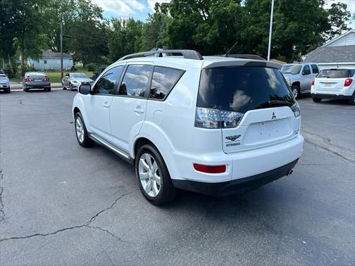 2010 Mitsubishi Outlander XLS