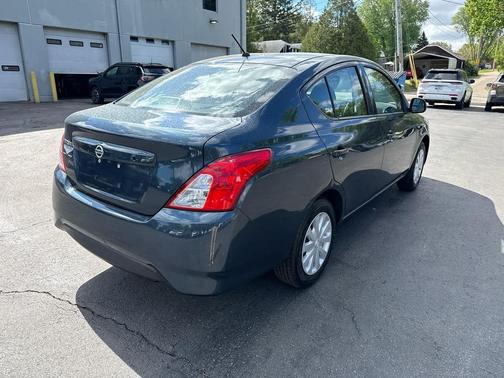 Graphite Blue 2015 Nissan Versa 1.6 S