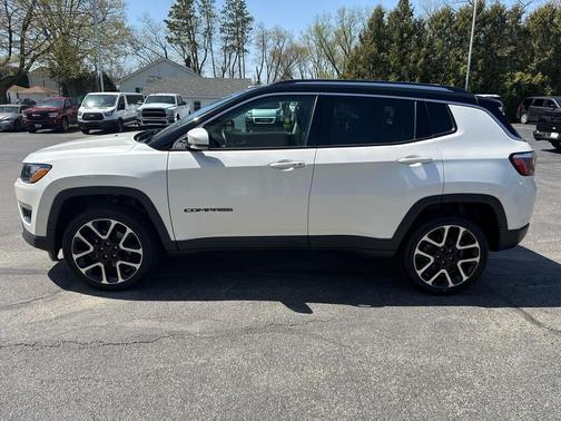 Pearl White Tri-Coat 2018 Jeep Compass Limited