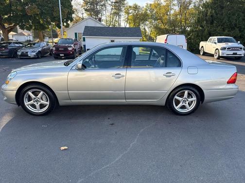 2003 Lexus LS 430 Base