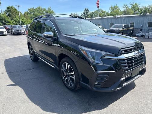 Crystal Black Silica 2023 Subaru Ascent Limited 7-Passenger