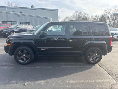 2016 Jeep Patriot 75th Anniversary
